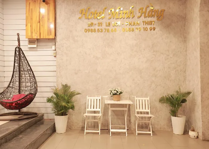 Minh Hang Khách sạn *